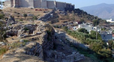Ayasuluk Tepesi'ndeki kazılarda Efes'i Hitit uygarlığıyla buluşturan kanıtlar bulundu