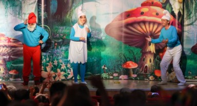 Bucalı miniklere tiyatro şöleni