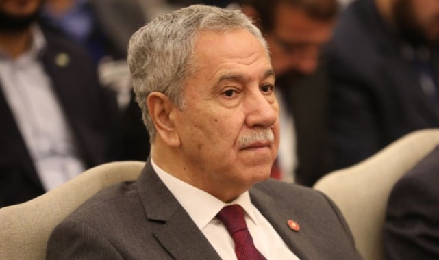 Bülent Arınç: 'Kral çıplak' demenin zamanıdır