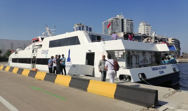 Büyükşehir'den deniz turizmini canlandıracak hamle: İzmir-Midilli seferleri başladı