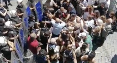 Cumartesi Anneleri'ne Galatasaray Lisesi önünde polis müdahalesi