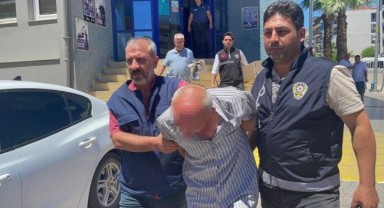 İzmir'de kan donduran olay: Eşini çocuklarının gözü önünde vurdu