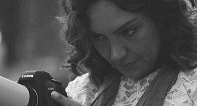 İzmirli senarist Gamze Özer'den kahreden haber!