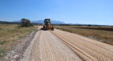 Menderes Belediyesi’nden çiftçiye yeni üretim yolları
