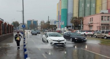 Meteoroloji İzmirlileri uyardı: Kuvvetli sağanak kapıda!
