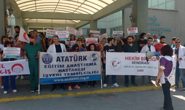 Sağlıkçılar hakları için grevde!