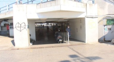 Alt geçitte dehşet: Tuvalet görevlisini tinerle yaktı, uyumaya gitti