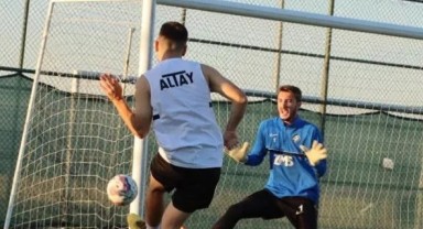 Altay'da görev sırası kaleci Ozan'da