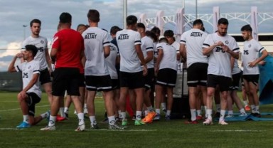 Altay'da imzalar konuştu