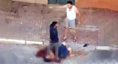 Antalya'da korkunç olay: Sevgilisinin boğazını bıçakla kesti, yanına kimseyi yaklaştırmadı!