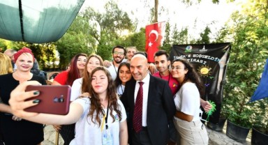 Başkan Soyer “Askıda Bilet” için çağrı yaptı