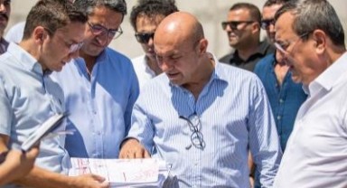 Başkan Soyer’den Kadifekale’de hizmet turu