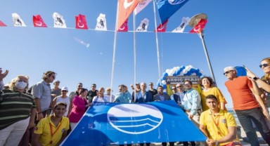 Başkan Soyer: Mavi bayraklı plaj sayısını 3 yılda 49'dan 66'ya çıkardık