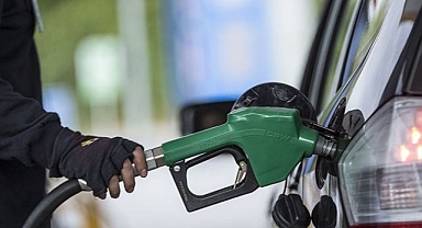Benzine 50 kuruş indirim geldi! İzmir'de benzinin litresi ne kadar oldu?