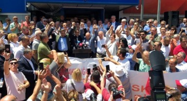 CHP'den Menderes'te gövde gösterisi: 