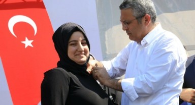 CHP'li Salıcı İzmir'de üye katılım töreninde konuştu: 