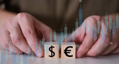 Euro-dolar paritesi 20 yıl sonra eşitlendi