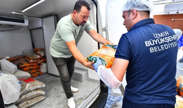 İzmir Büyükşehir Belediyesi'nden Cemevlerine erzak desteği