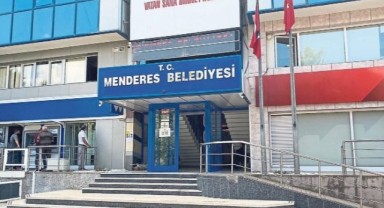 Menderes Belediyesi'ne operasyon: 28 kişi hakkında gözaltı kararı