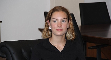 YKS Türkiye birincisi İzmirli Selin başarının sırrını anlattı