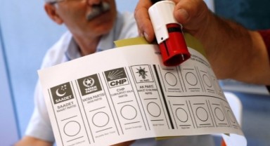 Anket ortalaması AKP’yi kurtarmadı