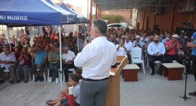Bayraklı Belediyesinden aşure etkinliği