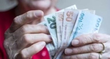 Bütün emeklilileri ilgilendiriyor! Yargıtay'dan maaş ve promosyon kararı!