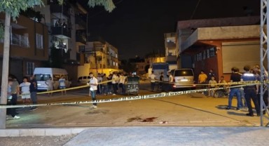 Çocuk parkı önünde silahlı saldırı