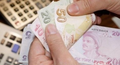 Emekli promosyon ücretleri 8 bin TL’ye dayandı! Bankalar adeta birbiri ile yarışıyor…