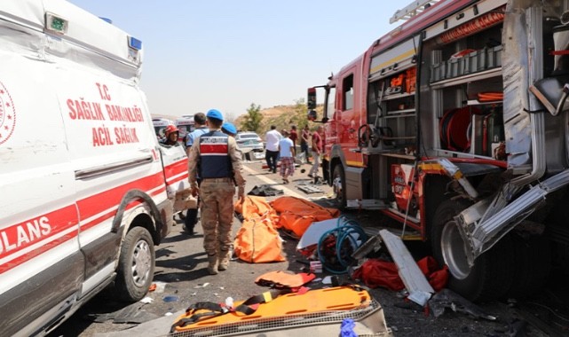 Gaziantep'te zincirleme kaza: 15 kişi yaşamını yitirdi