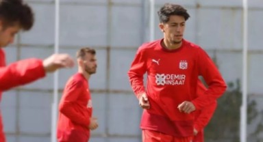 Göztepe, Özkan Yiğiter'in peşinde