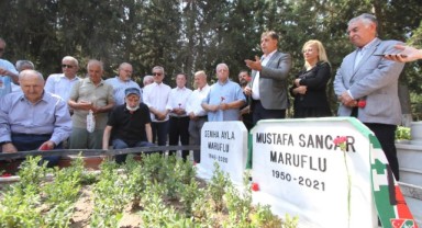 İzmir Baba’ya mezarı başında anma