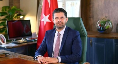 İzmir İl Sağlık Müdürü Burak Öztop yeni görevine uğurlandı