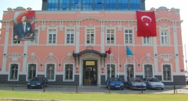 İzmir'in iki müzesinde talan!