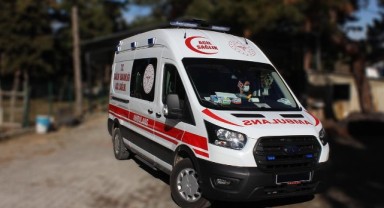 İzmir'de yok artık dedirten olay! Hastanenin önündeki ambulansı çaldı