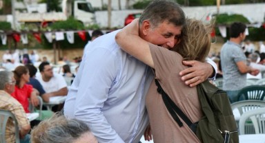 Karşıyaka’da yüzlerce can birlikte oruç açtı