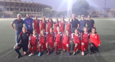 Konak Kız Futbol Takımı fırtına gibi!