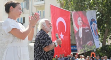 Zaferin 100. Yılında Efes Selçuk’ta coşkulu kortej