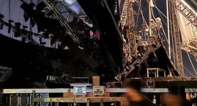 9 Eylül öncesi Tarkan'ın konser sahnesi çöktü