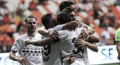 Altay ilklerin peşinde