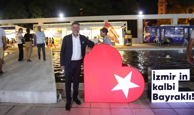 Bayraklı, fuardaki yerini aldı