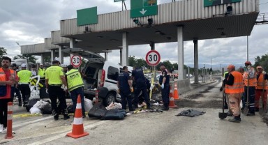 Gişede katliam gibi kaza! 3 kişi öldü, 1 kişi yaralandı
