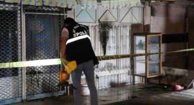 İzmir'de tekel bayisine molotoflu saldırı!