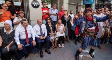 Kemeraltı 851. Sokak’a Hür Efe Şeref Üsküp’ün adı verildi