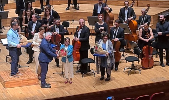 Kosova Filarmoni Orkestrası’ndan Balkan ezgileri