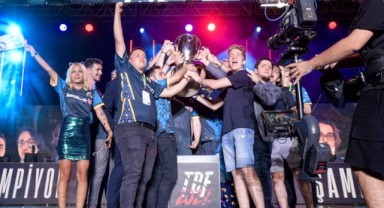 Oyun dünyasının finali İzmir'de yapıldı