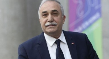 AKP'li Ahmet Eşref Fakıbaba milletvekilliğinden ve partisinden istifa etti