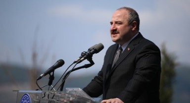 Bakan Varank'tan CHP'li belediyelere: İstanbul'da, İzmir'de, Antalya'da vatandaşın hangi derdini çözmüşler?