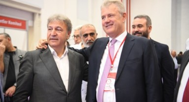 Başkan İduğ İZTO Ailesi kucaklaştı