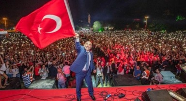 Başkan Soyer 99'uncu yıl için yazdı: Yaşasın demokrasi, yaşasın Cumhuriyet!